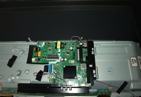 LED32D05-ZC56AG-02D 2019-07-11 5S1P B005P00105845B 30332005215D - pozitia GG203 GG318 GG405 [4]