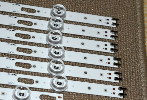 LM41-00915A + LM41-00916A + LM41-00917A - pozitia GG221 [8]