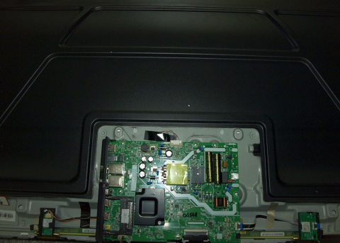 MPEG TCL43LB03_3030F2.1D_V0.3_20230506 - pozitia PX736 PX939 GG303 GG306 GG157 GG161 GG548 [6]