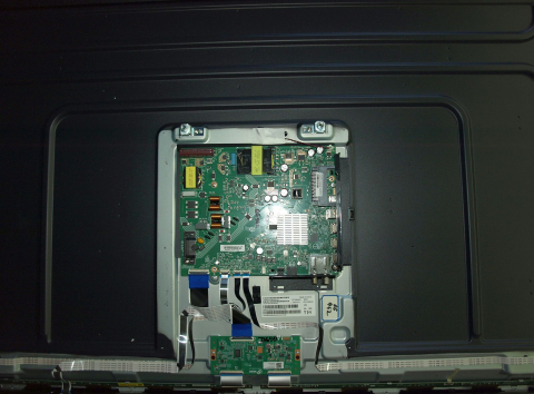 WDX DCBDI-A260H_02 T550QVN10.B - pozitia GG942 GG949 [2]