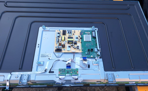 WDX DCBDS-B260B_16 HV650QUB-F72 - pozitia GG748 [2]