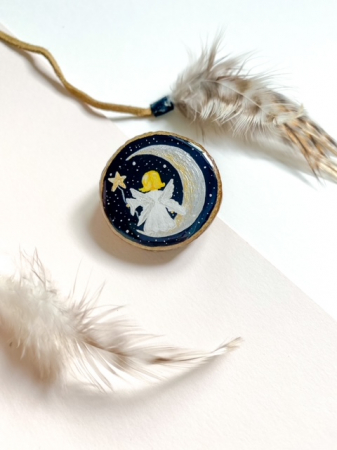 Broșă Handmade „Îngerașul Lunii" [6]