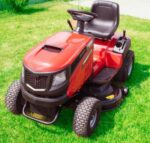 Tractoras pentru tuns gazon WOLFSON [2]