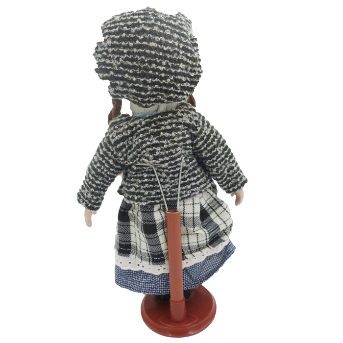 Păpușă de colecție, din portelan, rochie vintage, carouri alb-negru clasic, 34 cm [4]