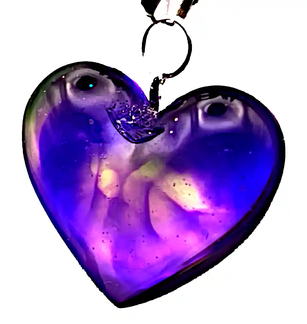 Pandantiv handmade din rășină epoxidică în formă de inimă – Mov cu efect floral | SM 188 [2]