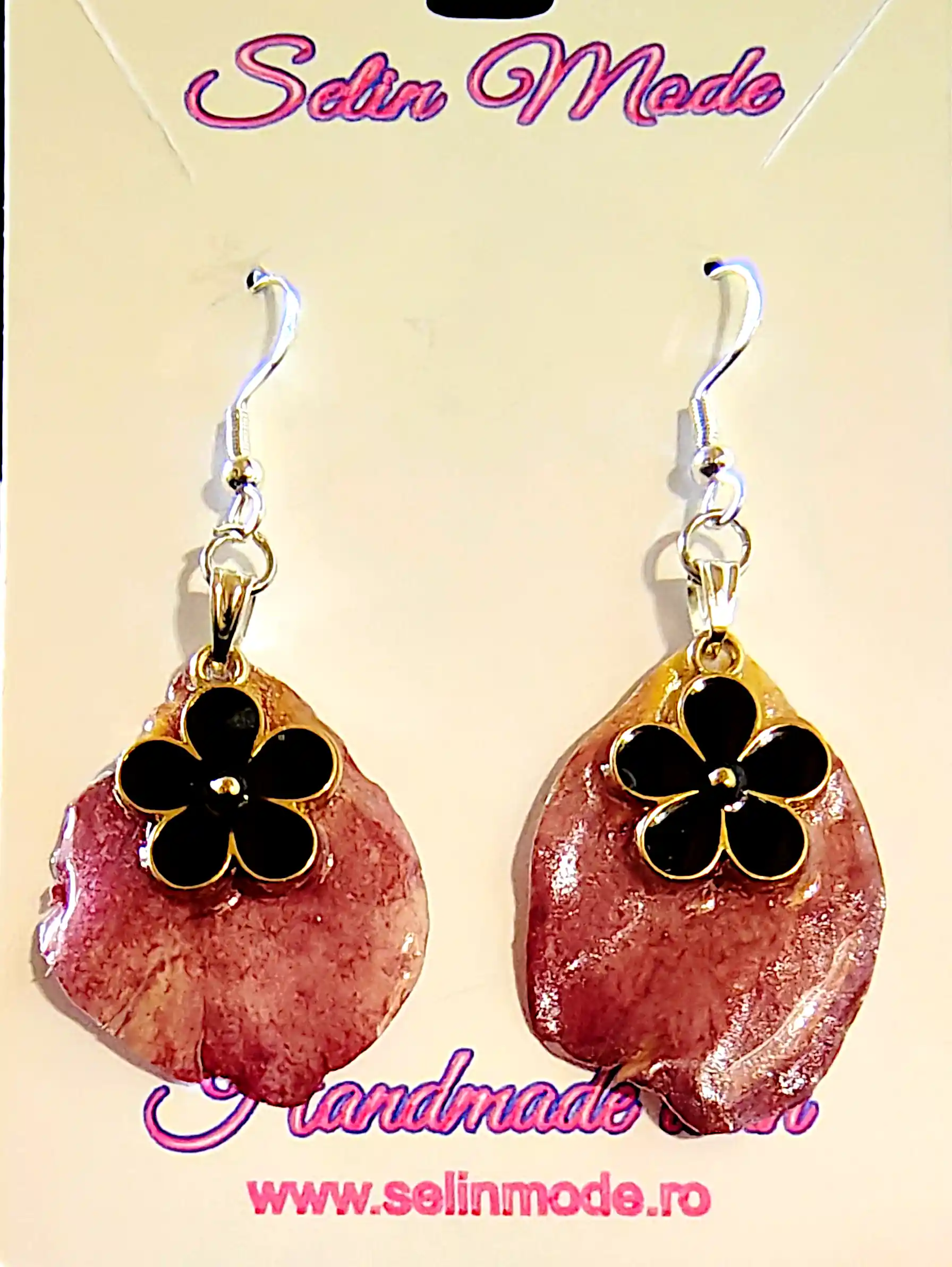 Cercei din Rășină Roșu-Burgund cu Floare Neagră și Accente Aurii – Handmade SM 91 [1]