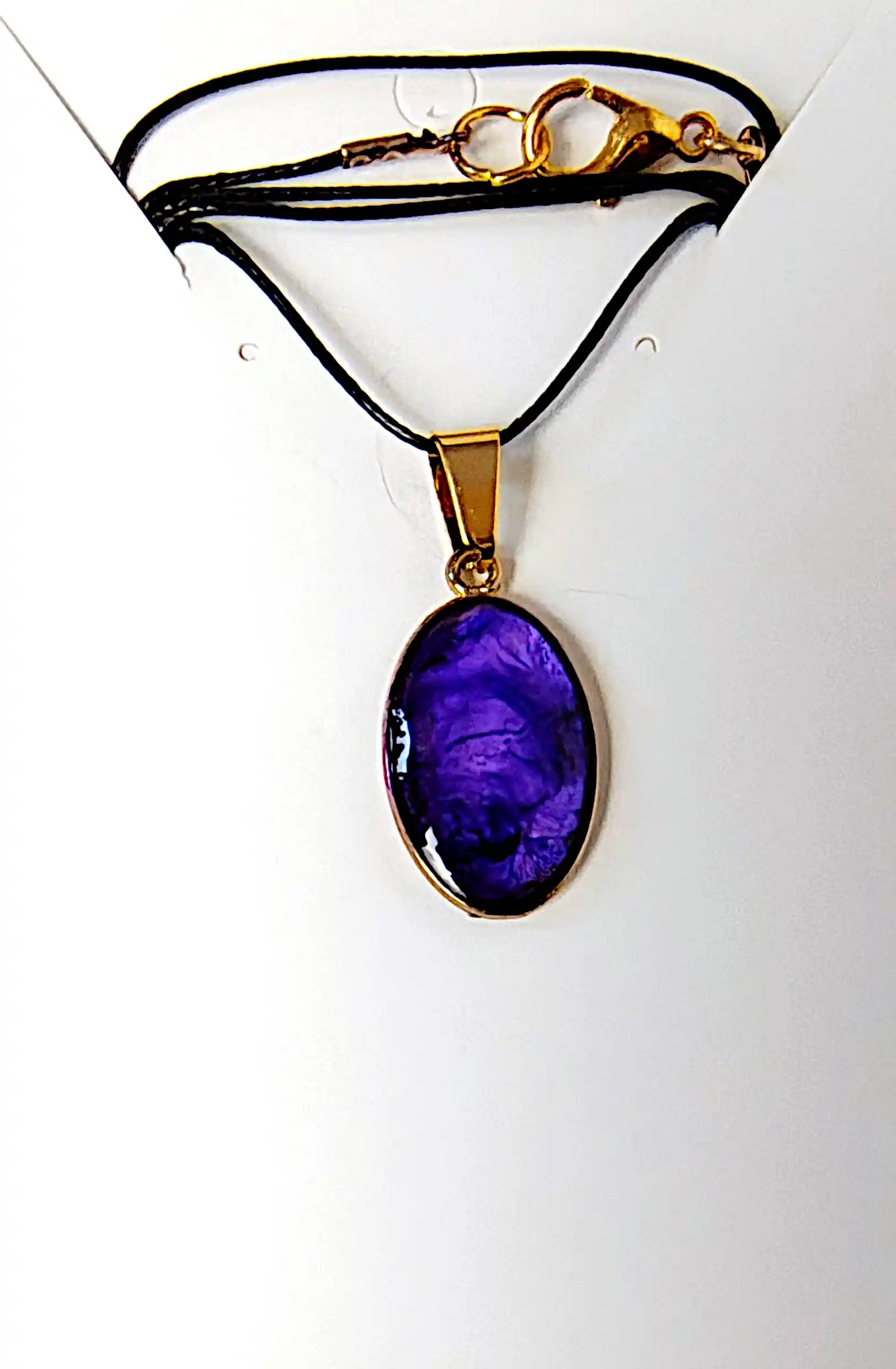 Pandantiv Handmade din Rășină Epoxidică Oval Mov Intens – SM 169 [1]