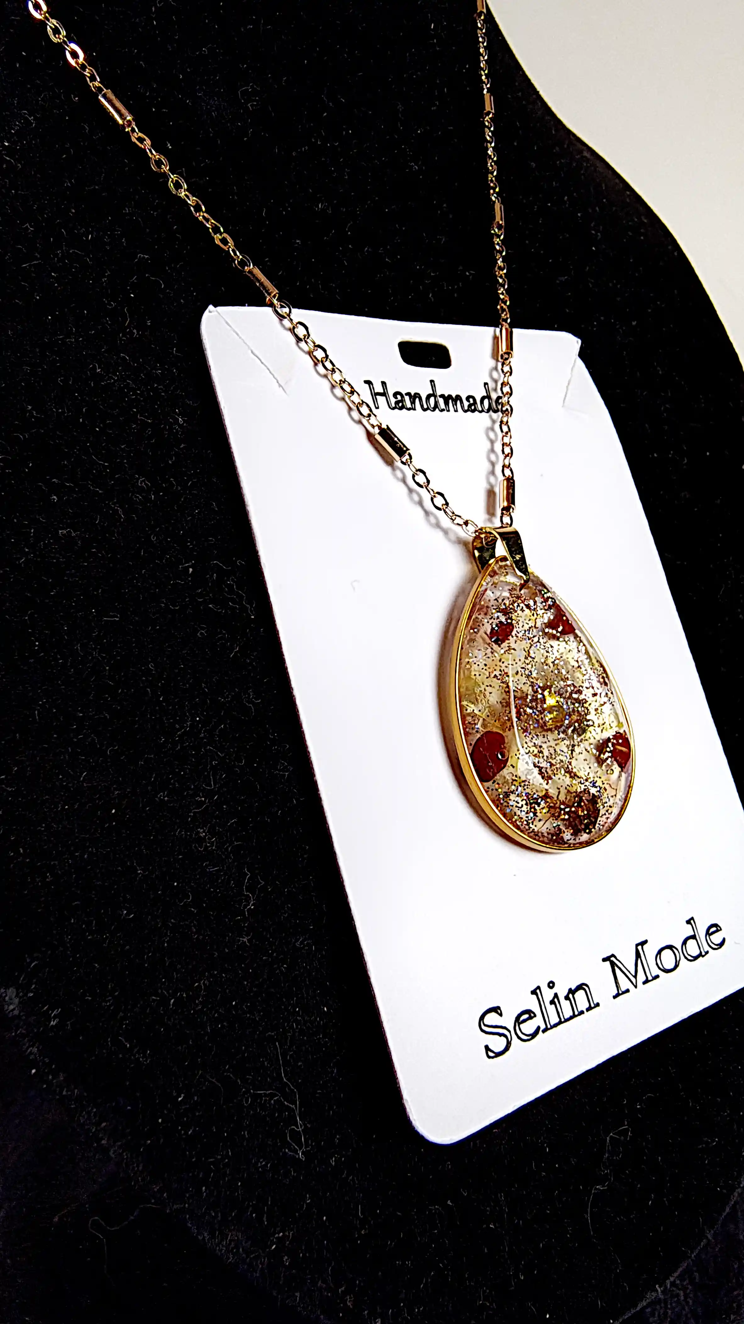 Pandantiv Jad Roșu în Montură Auriu-Șampanie – Model SM 43 | Selin Mode [2]