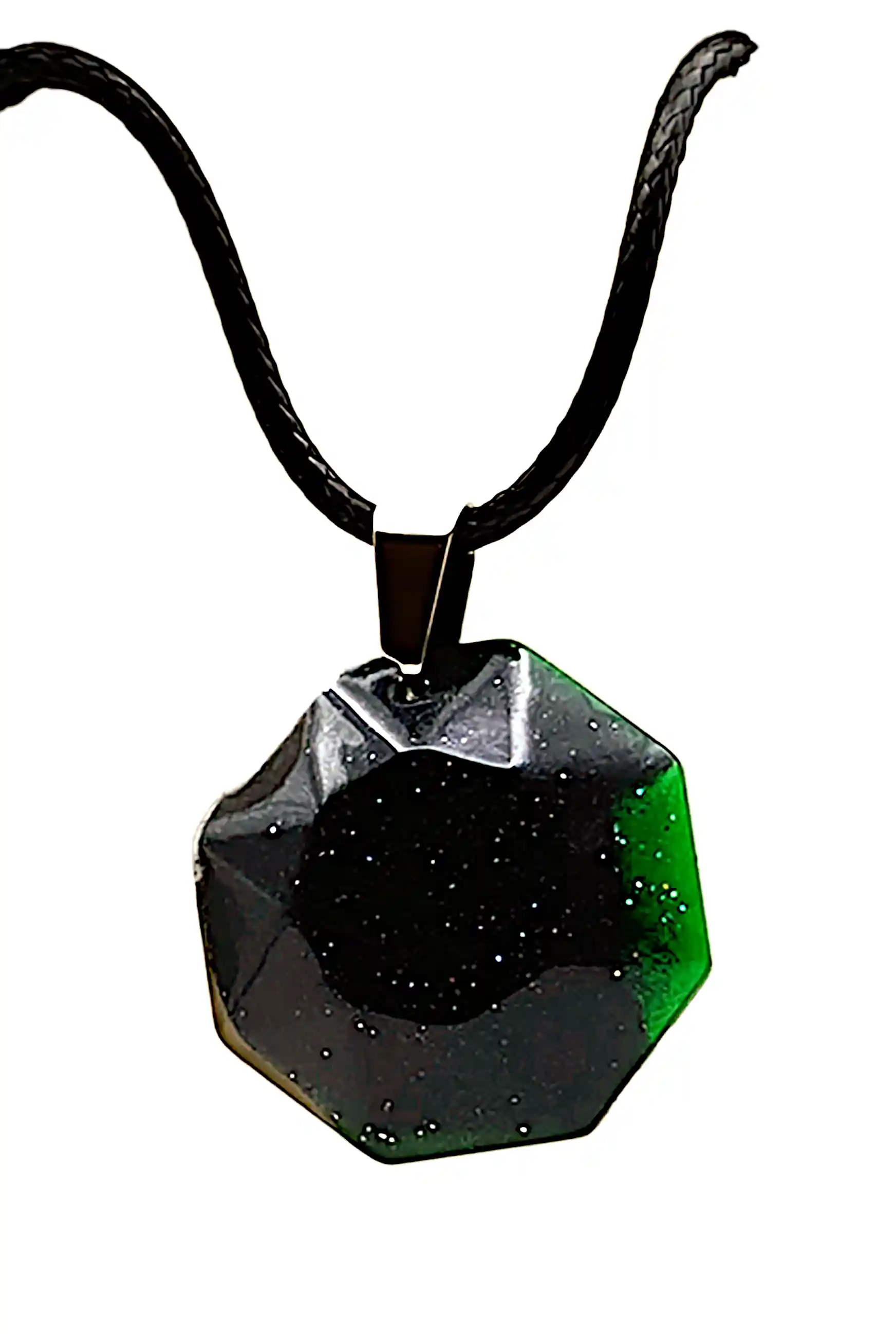 Pandantiv Handmade din Rășină – Geometrie Negru–Verde cu Efect Mineral și Reflexii Fine – Model Unicat SM 217 [1]