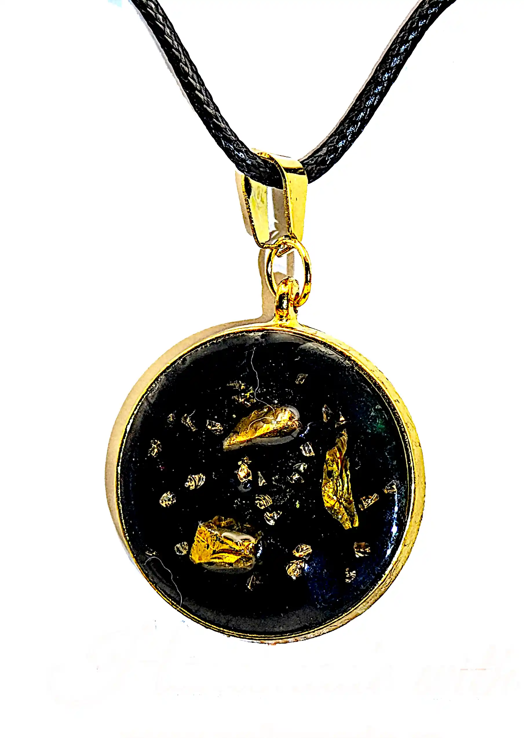 Pandantiv handmade din rășină epoxidică neagră cu inserții aurii | SM 184 [1]