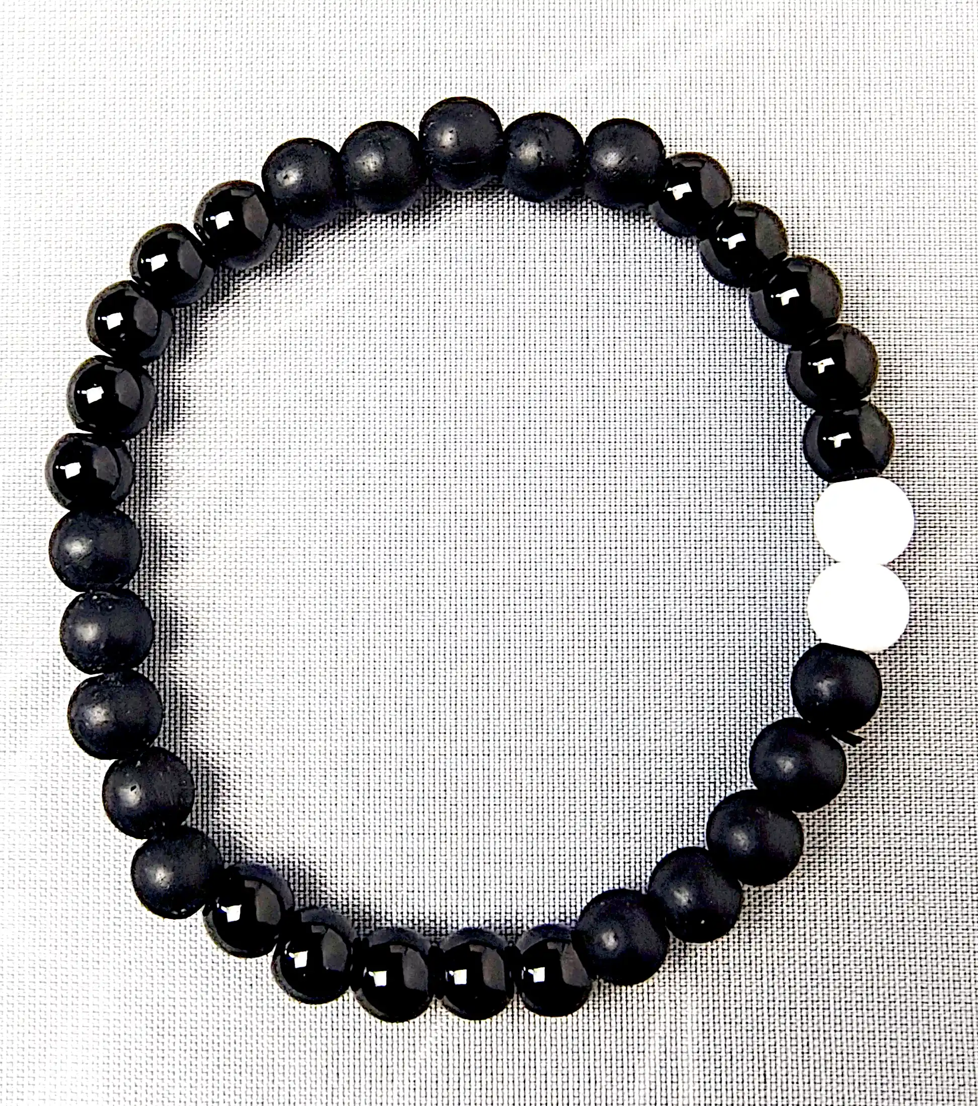 Bratari - Brățară Handmade din Onix Negru, Onix Alb și Onix Negru Mat– SM139