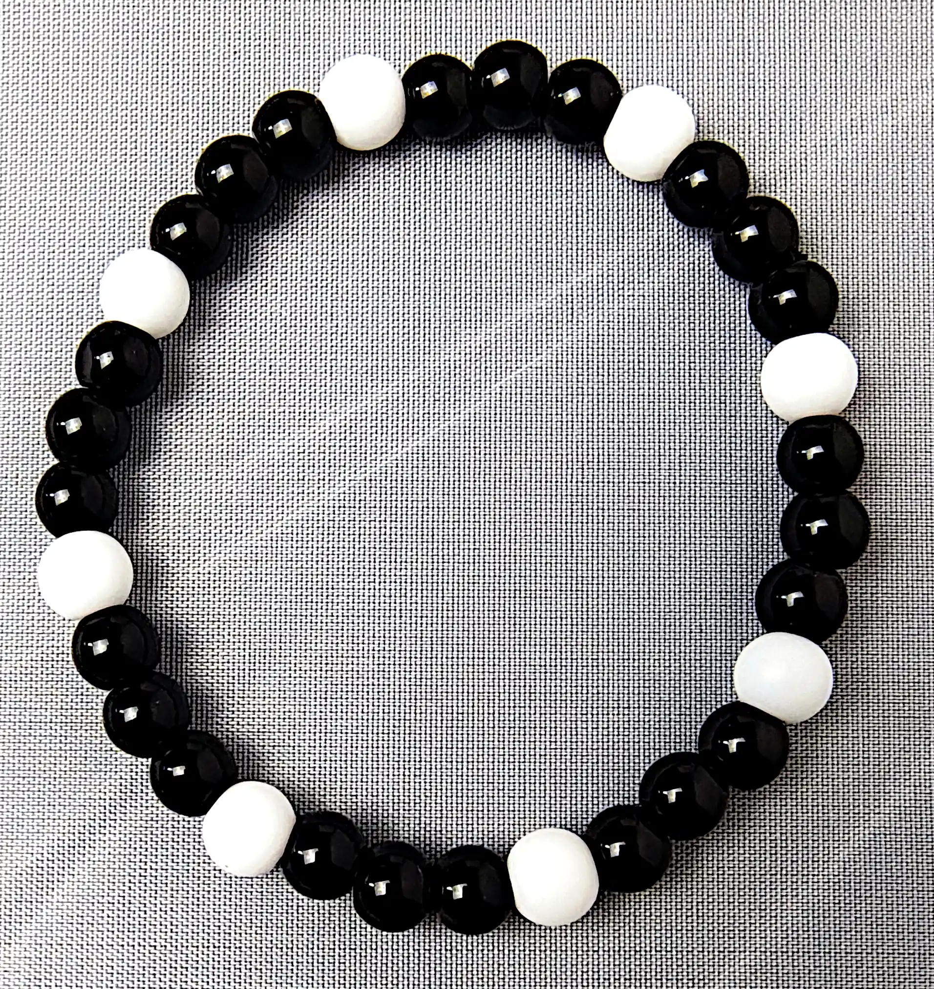 Bratari - Brățară Onix Negru și Onix Alb 6 mm – 16 cm – SM 127