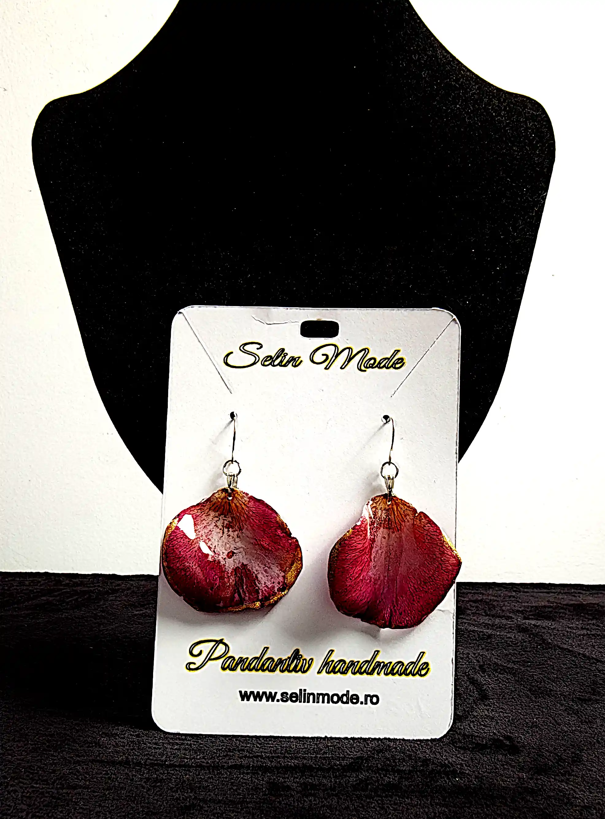 Flori Naturale - Cercei SM 105 – Petale naturale de trandafir cu tortițe din cupru argintat