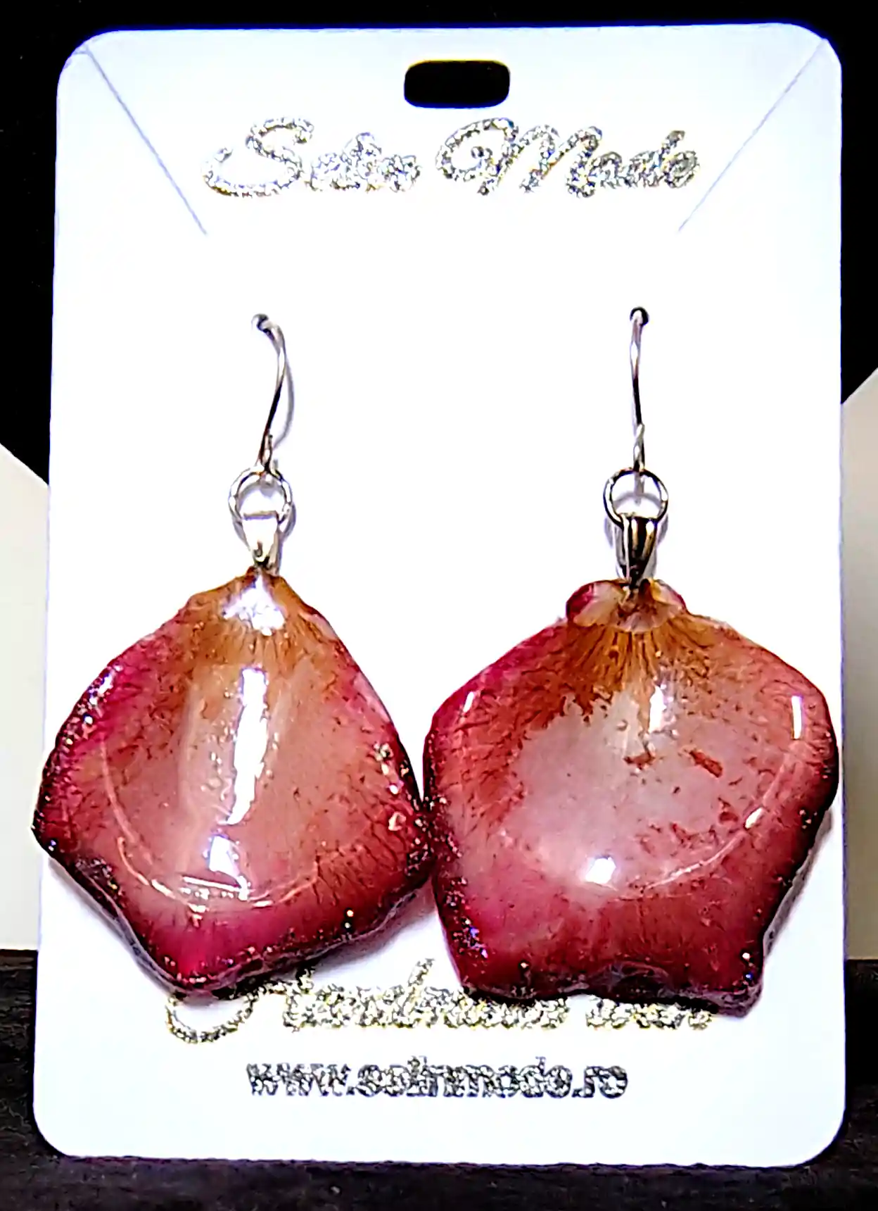 Flori Naturale - Cercei SM 109 – Petale naturale de trandafir cu tortițe din sârmă de cupru argintat