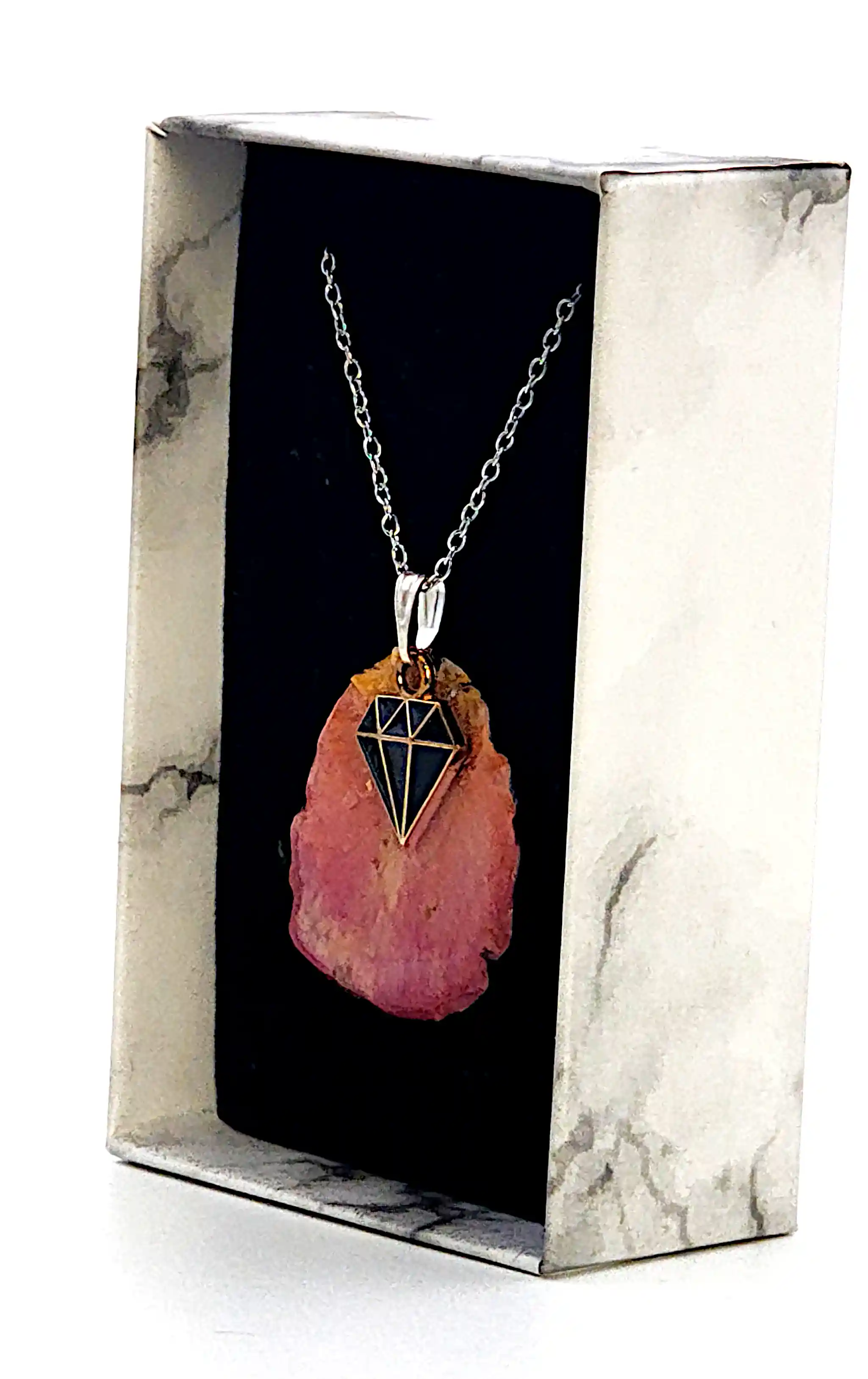 Pandantiv handmade din petală naturală de trandafir roșu cu accent metalic negru – SM 80 [2]