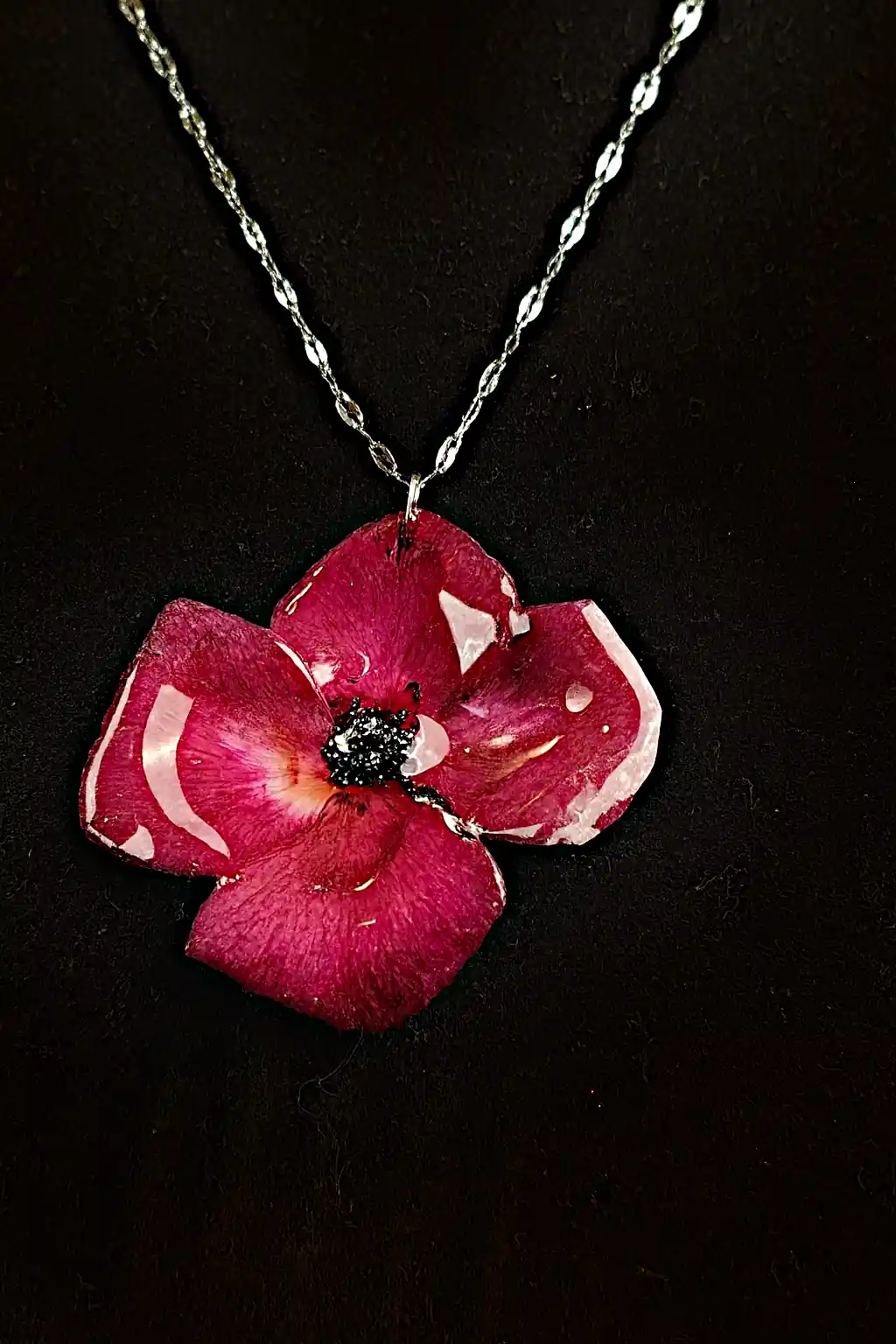 Pandantiv Handmade din Petale Naturale Presate în Rășină – SM 14 [1]