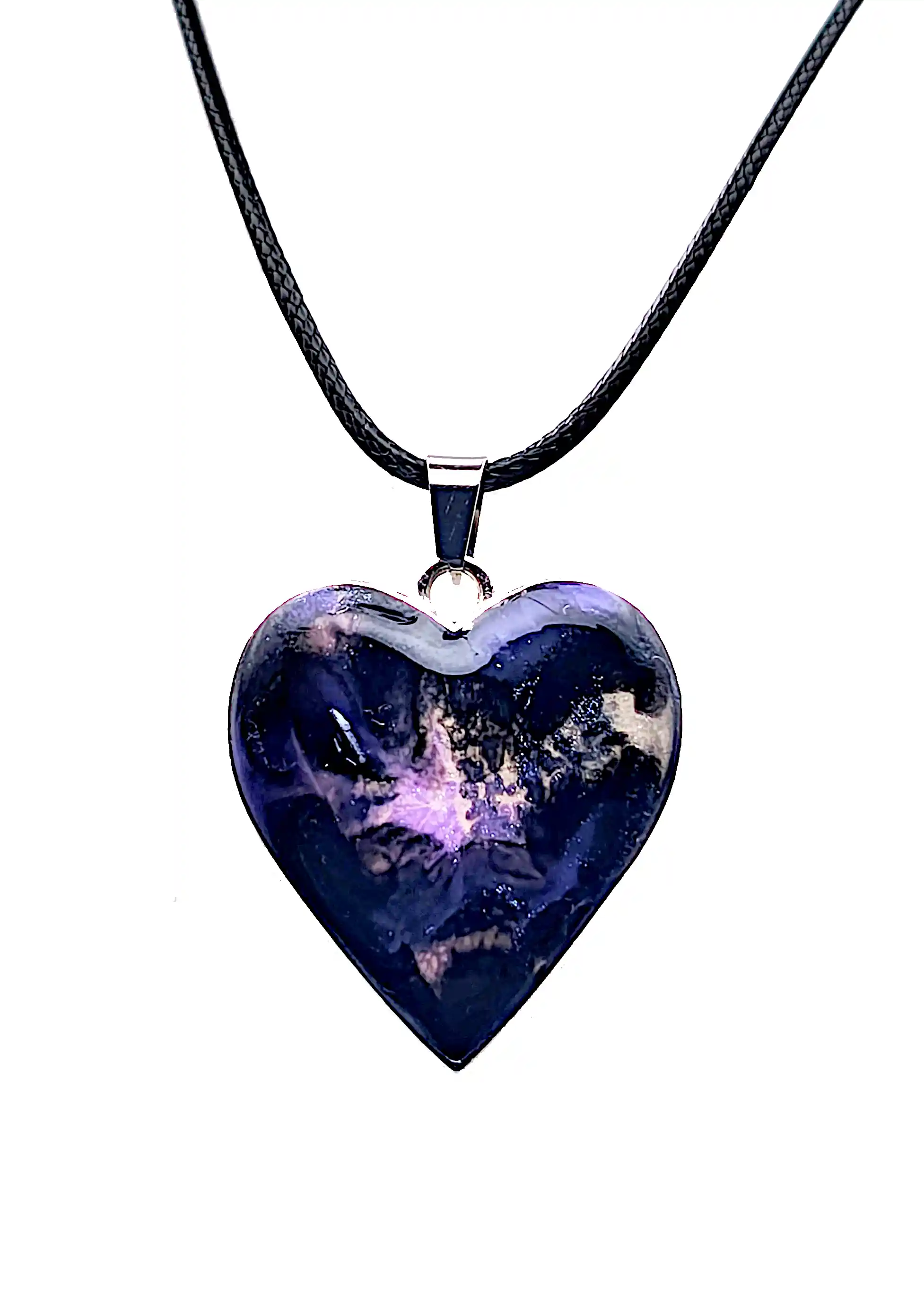 Pandantive din Rășină Epoxidică - Pandantiv Handmade din Rășină Violet–Negru, Formă de Inimă – SM 174 | Selin Mode