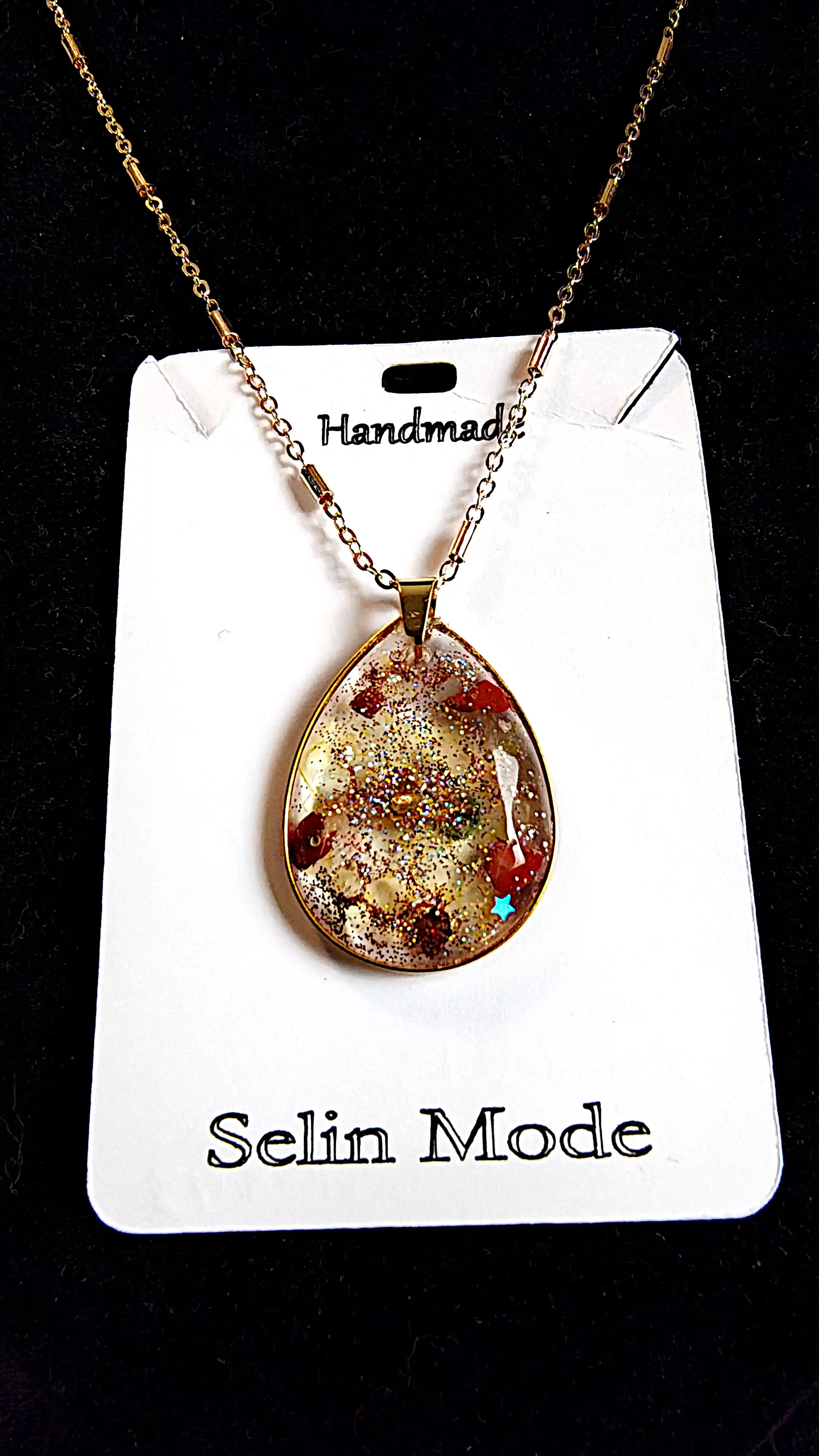 Bijuterii damă pietre semiprețioase - Pandantiv Jad Roșu în Montură Auriu-Șampanie – Model SM 43 | Selin Mode