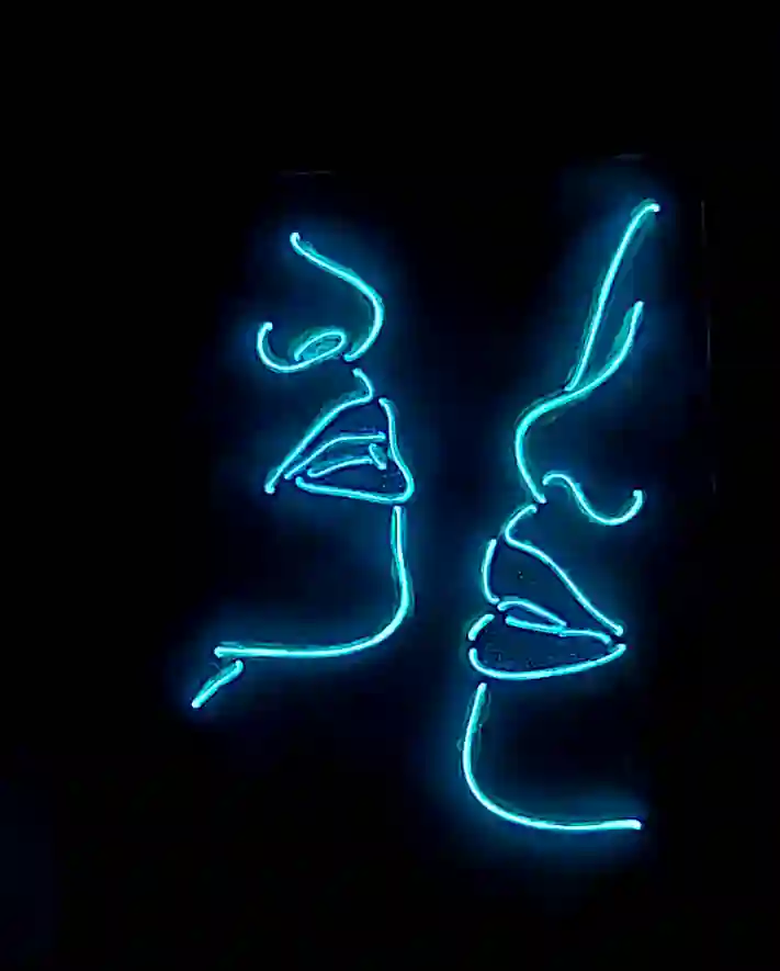 Tablou Decorativ „Sărutul Pasiunii” – SM 18 T [2]