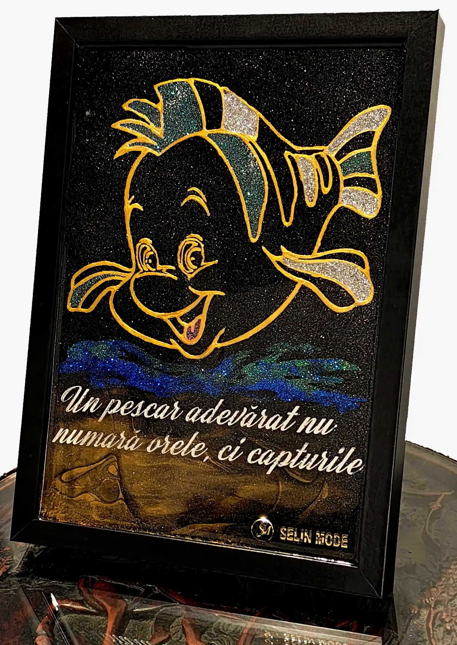 Tablouri decorative handmade din rășină epoxidică - Tablou decorativ SM 23 T – "Un pescar adevărat