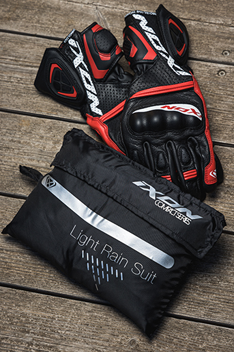 Costum moto ploaie Ixon model Compact Suit culoare: negru (montare peste echipament) [4]