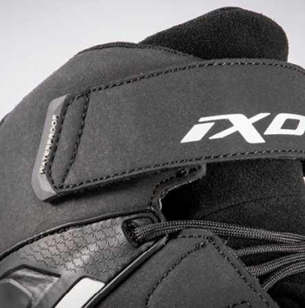 Ghete moto Roadster barbati All Season Ixon model Gambler WP MS culoare: negru (100% waterproof) [2]