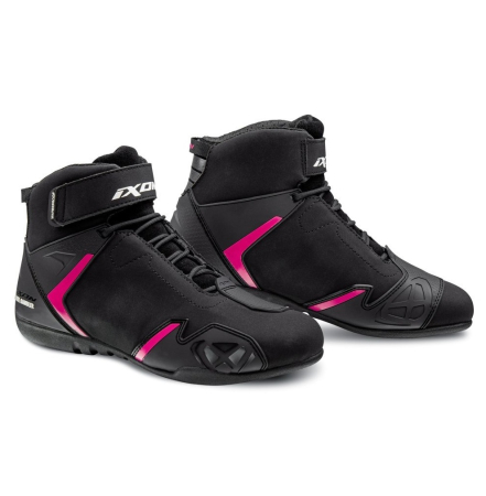 Echipament - Ghete moto Roadster femei All Season Ixon model Gambler WP LS culoare: negru/fuchsia (roz) (100% waterproof)