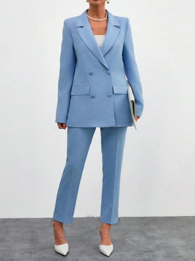 costum dama elegant