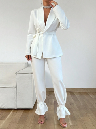 costum alb dama [2]