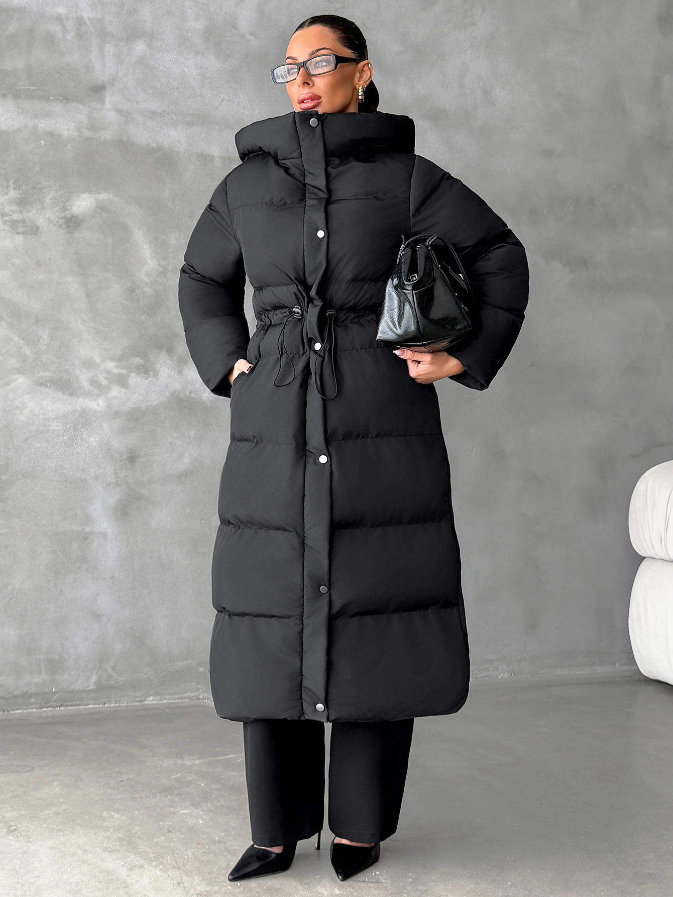 Geacă damă lungă de iarnă neagră puffer cu glugă [4]