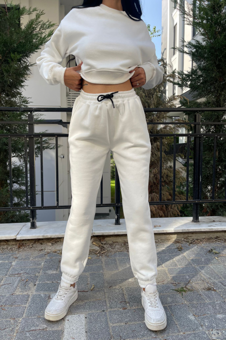 Trening cu decolteu la baza gatului [5]