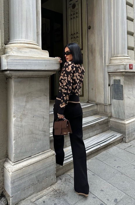 Compleu elegant casual cu pantaloni si cardigan [3]