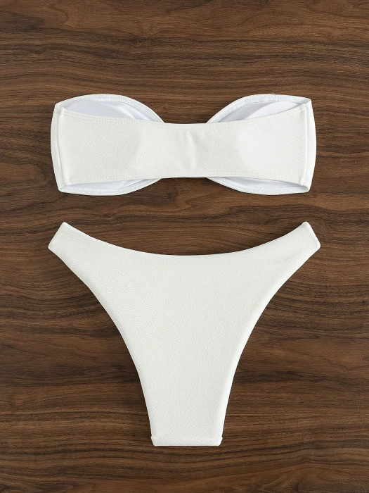 Costum de baie, alb, din 2 piese, cu accesoriu metalic [7]