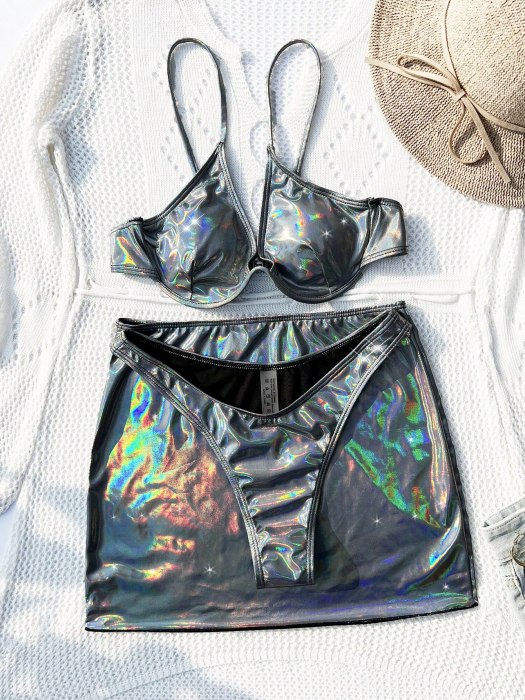 Costum de baie cu aspect stralucitor din 3 piese [3]