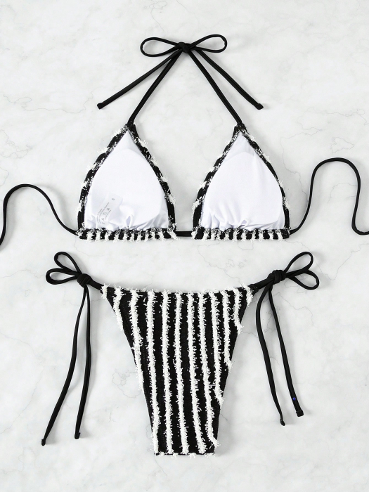 Costum de baie din 2 piese, cu imprimeu in dungi [2]