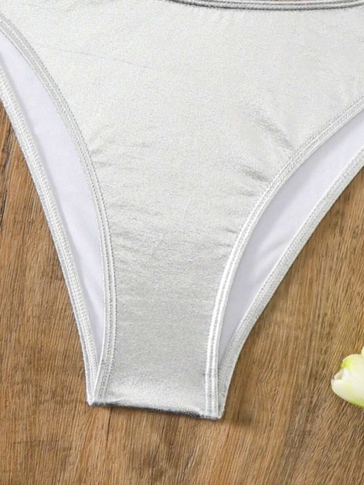 Costum de baie din 2 piese, argintiu, cu accesorii metalice [5]