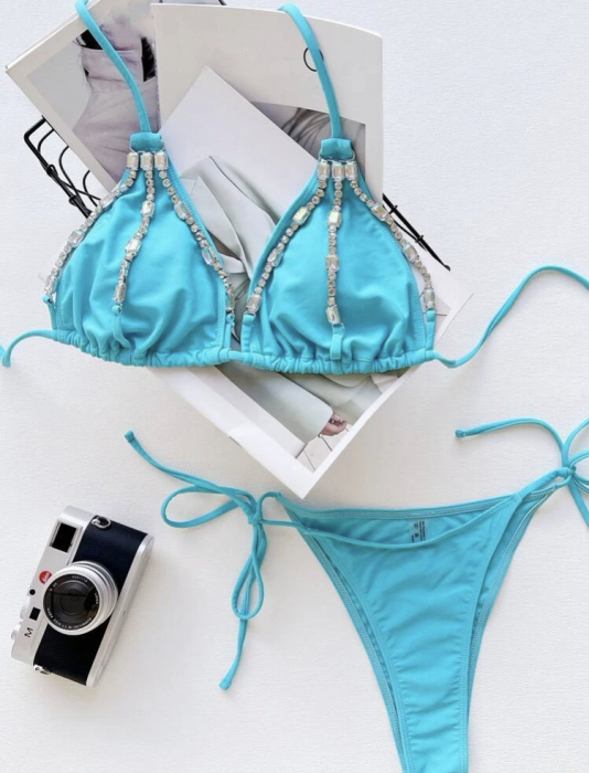 Costum de baie din 2 piese, cu accesorii metalice [3]