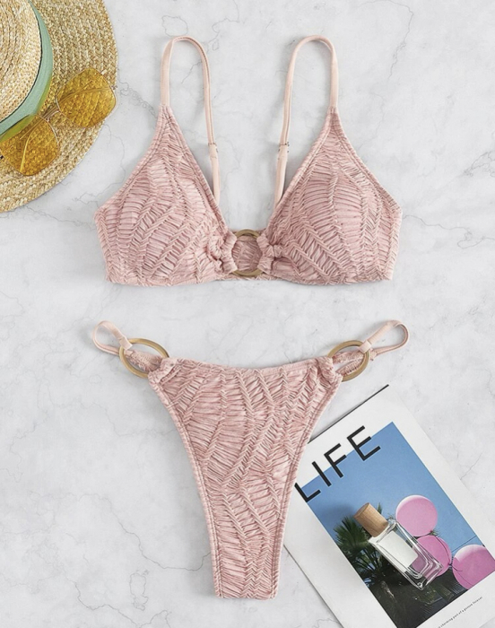 Costum de baie din 2 piese, cu accesorii metalice [4]