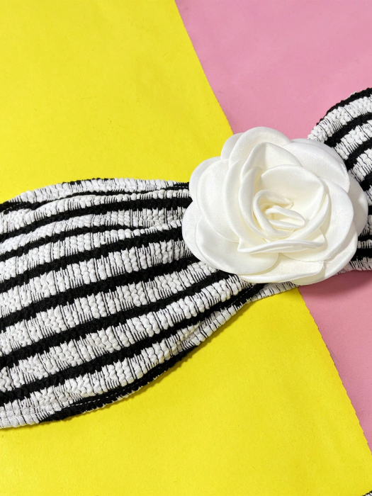 Costum de baie din 2 piese, cu accesorii trandafir [4]