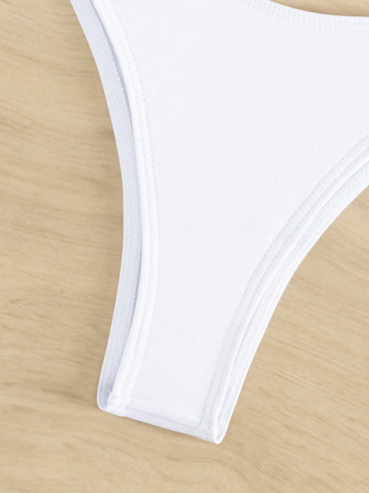 Costum de baie alb din 2 piese [6]