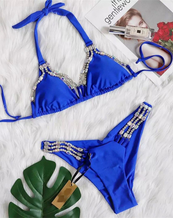 Costum de baie din 2 piese, cu accesorii metalice [4]