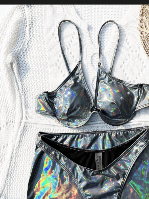 Costum de baie din 3 piese, cu aspect metalic [4]