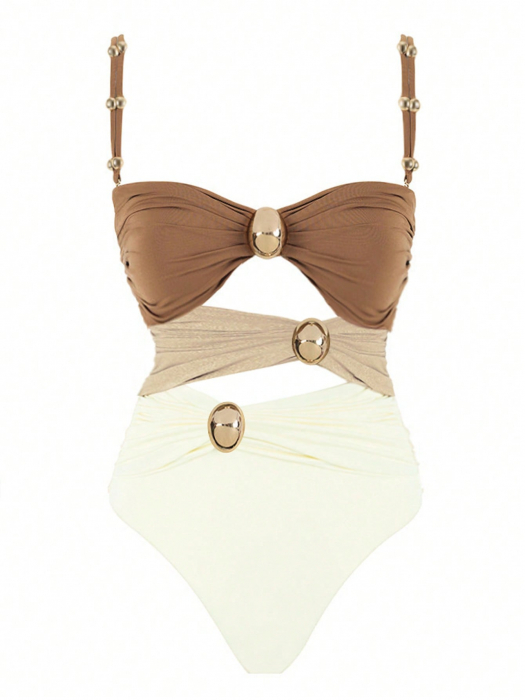 Costum de baie intreg, cu decupaje si accesorii metalice [6]