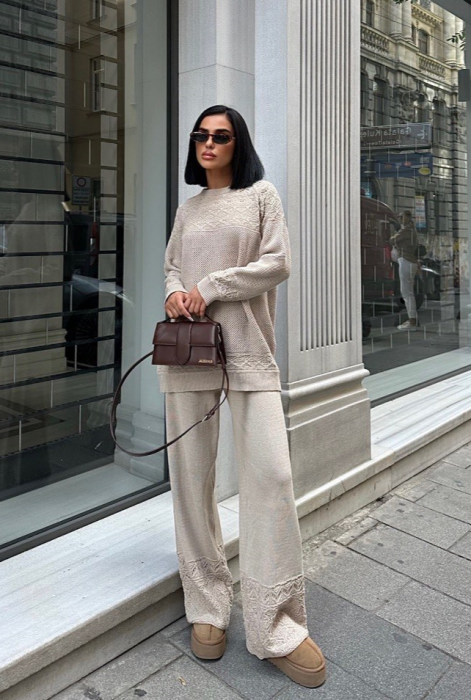 Costum din 2 piese pulover si pantaloni evazati [4]