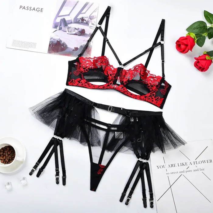 Lenjerie intima 3 piese, cu inseratii de tul si dantela [5]