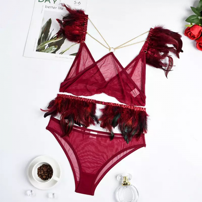 Lenjerie intima 3 piese, cu pene decorative [4]