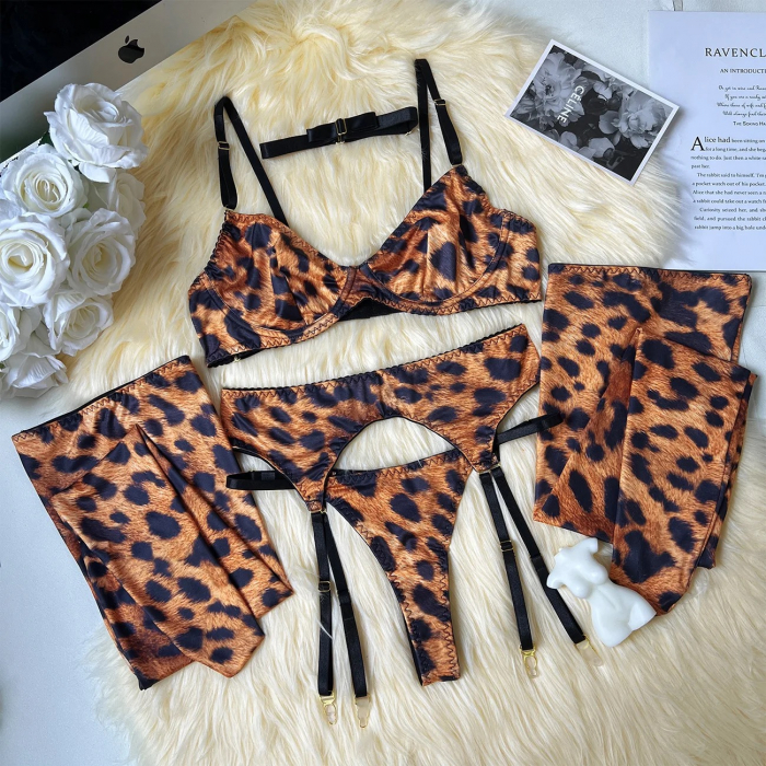 Lenjerie intima 5 piese, cu model animal print [7]