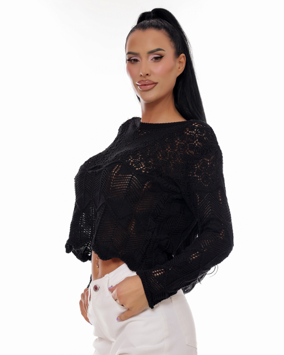 Pulover negru perforat [2]
