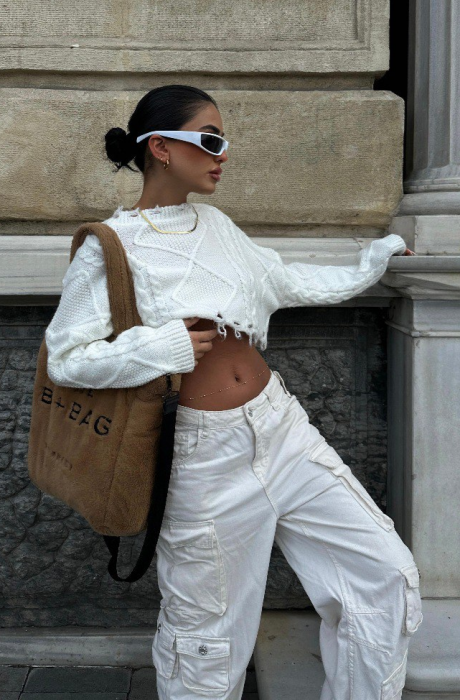 Pulover scurt, alb, cu aspect tricotat [18]