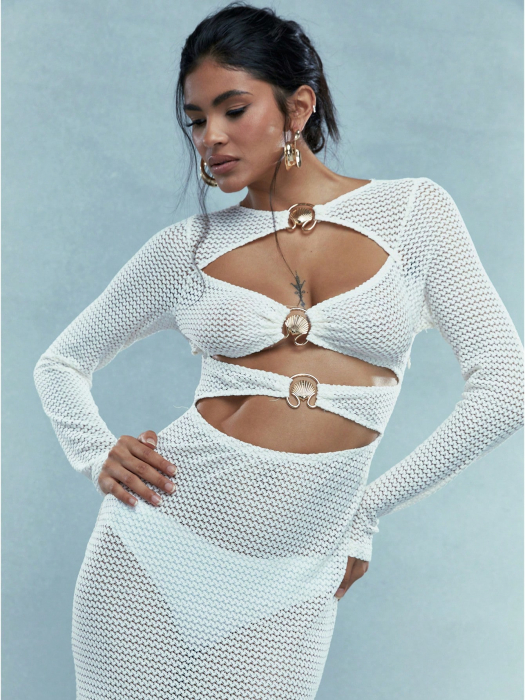 Rochie de plaja cu model tricotat si accesorii metalice [3]